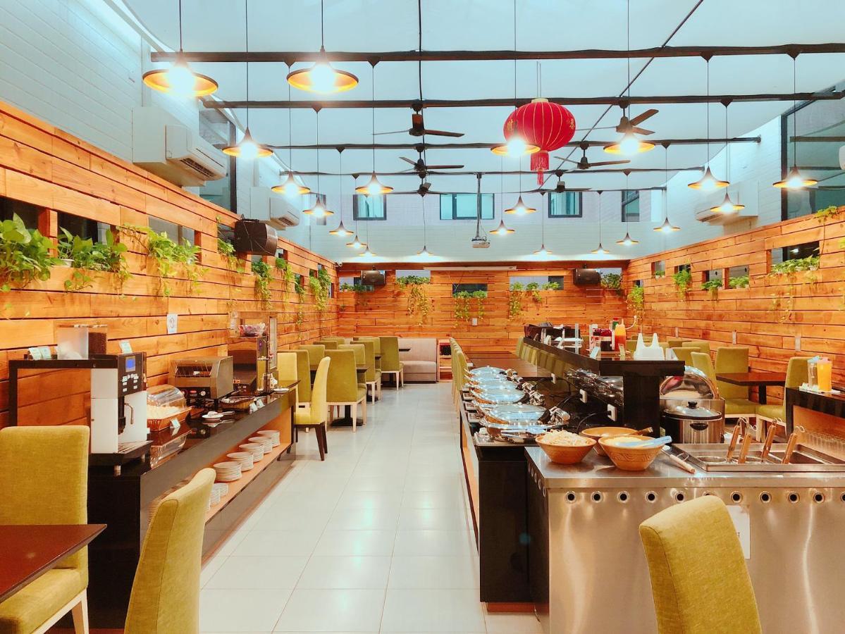 Wemeet Hotel Pingtung Luaran gambar