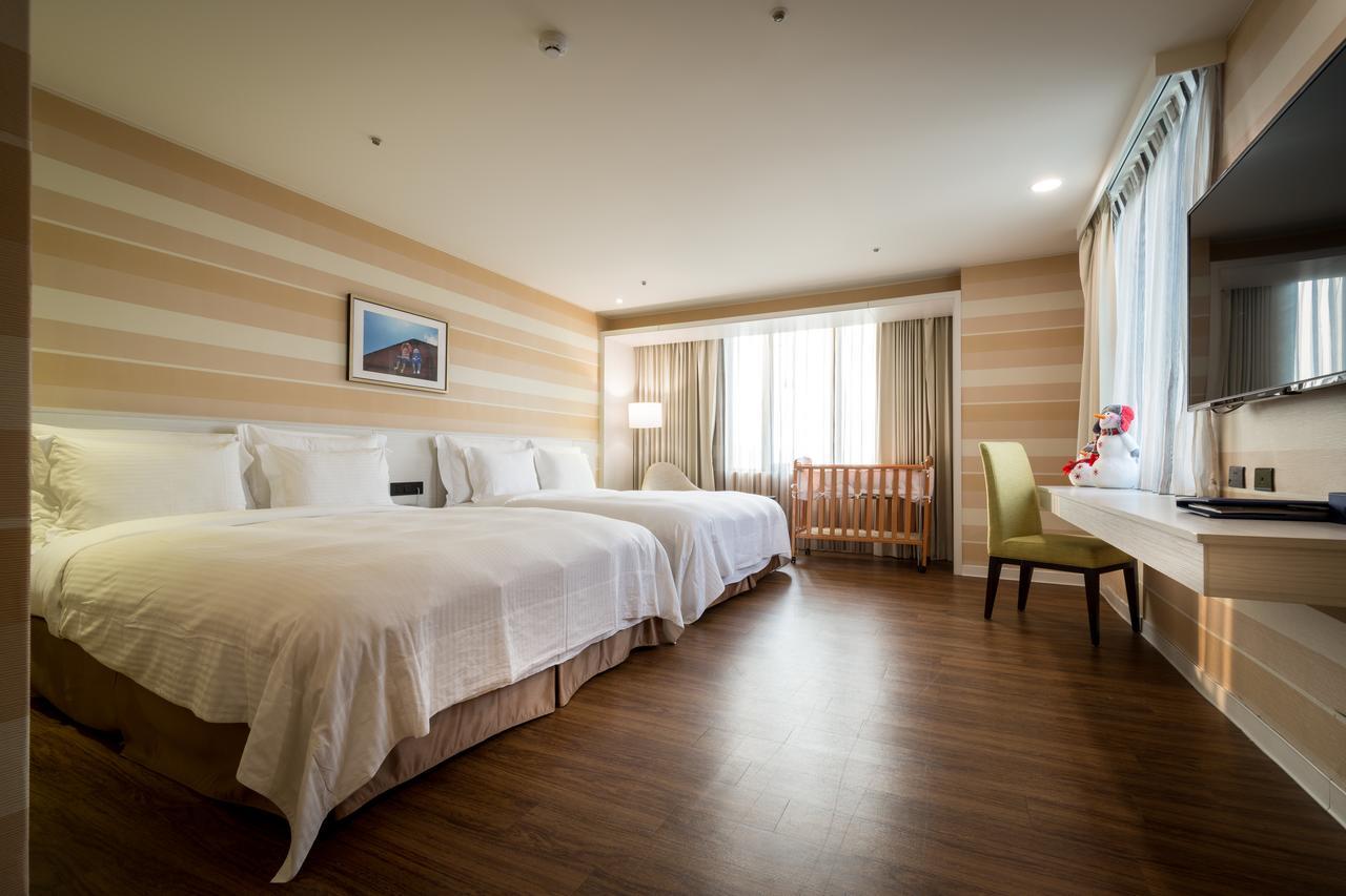 Wemeet Hotel Pingtung Luaran gambar