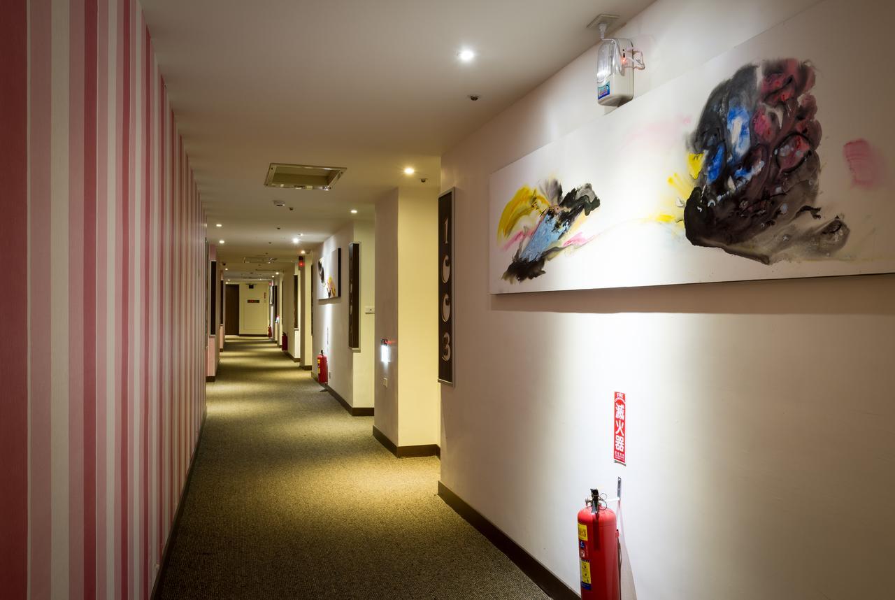 Wemeet Hotel Pingtung Luaran gambar